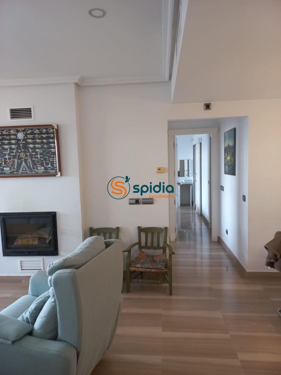2 bedroom Flat for rent in Aguilas with pool garage - € 1,400 (Ref: 9619213)