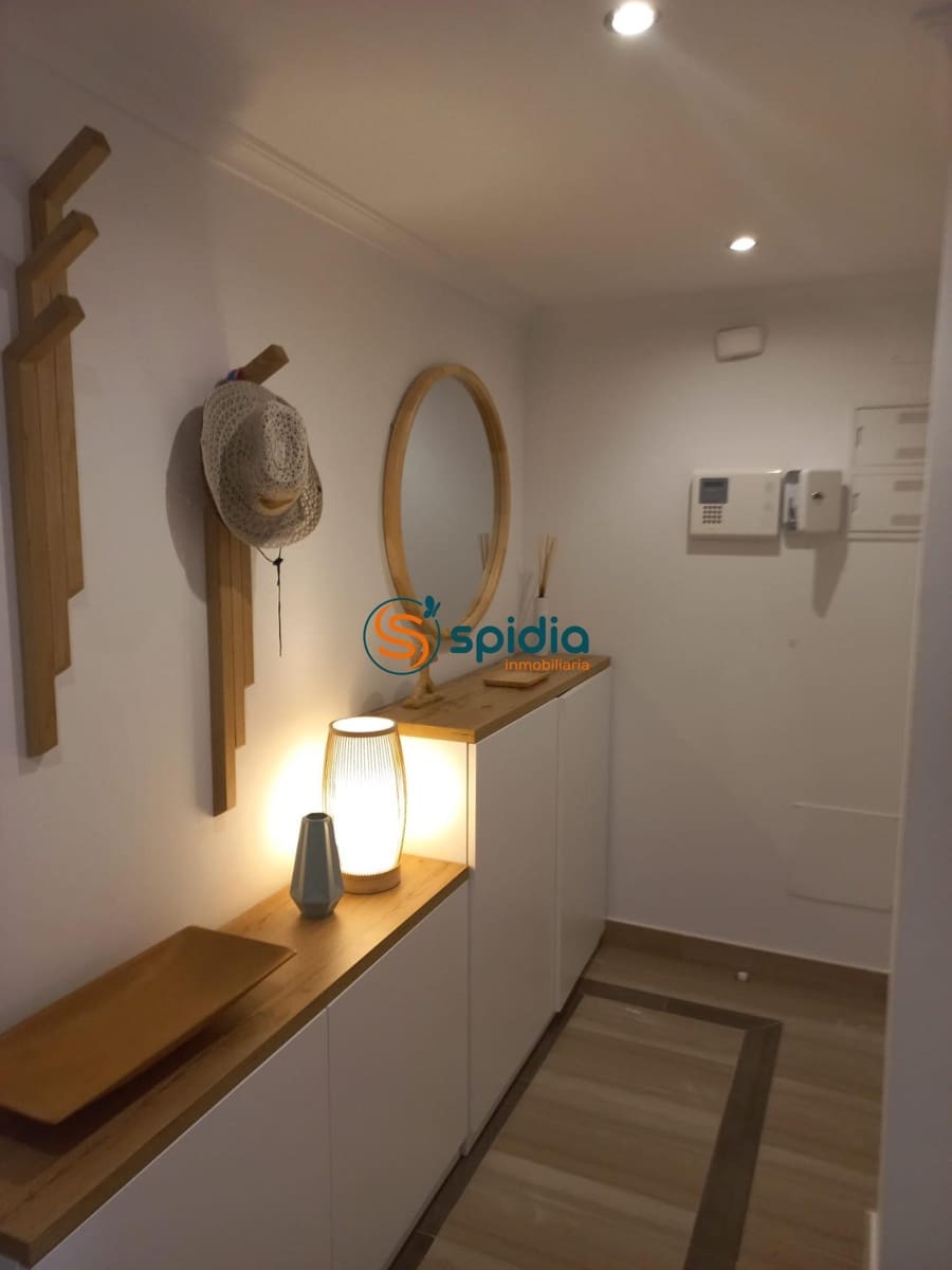 2 bedroom Flat for rent in Aguilas with pool garage - € 1,400 (Ref: 9619213)