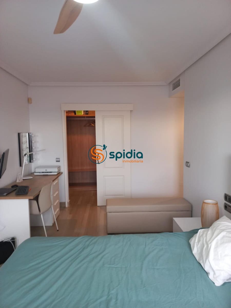 2 bedroom Flat for rent in Aguilas with pool garage - € 1,400 (Ref: 9619213)