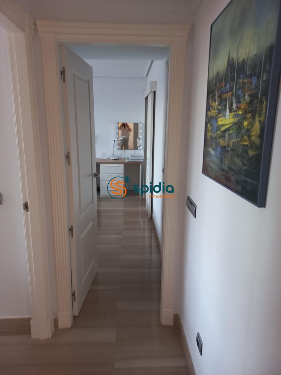 2 bedroom Flat for rent in Aguilas with pool garage - € 1,400 (Ref: 9619213)