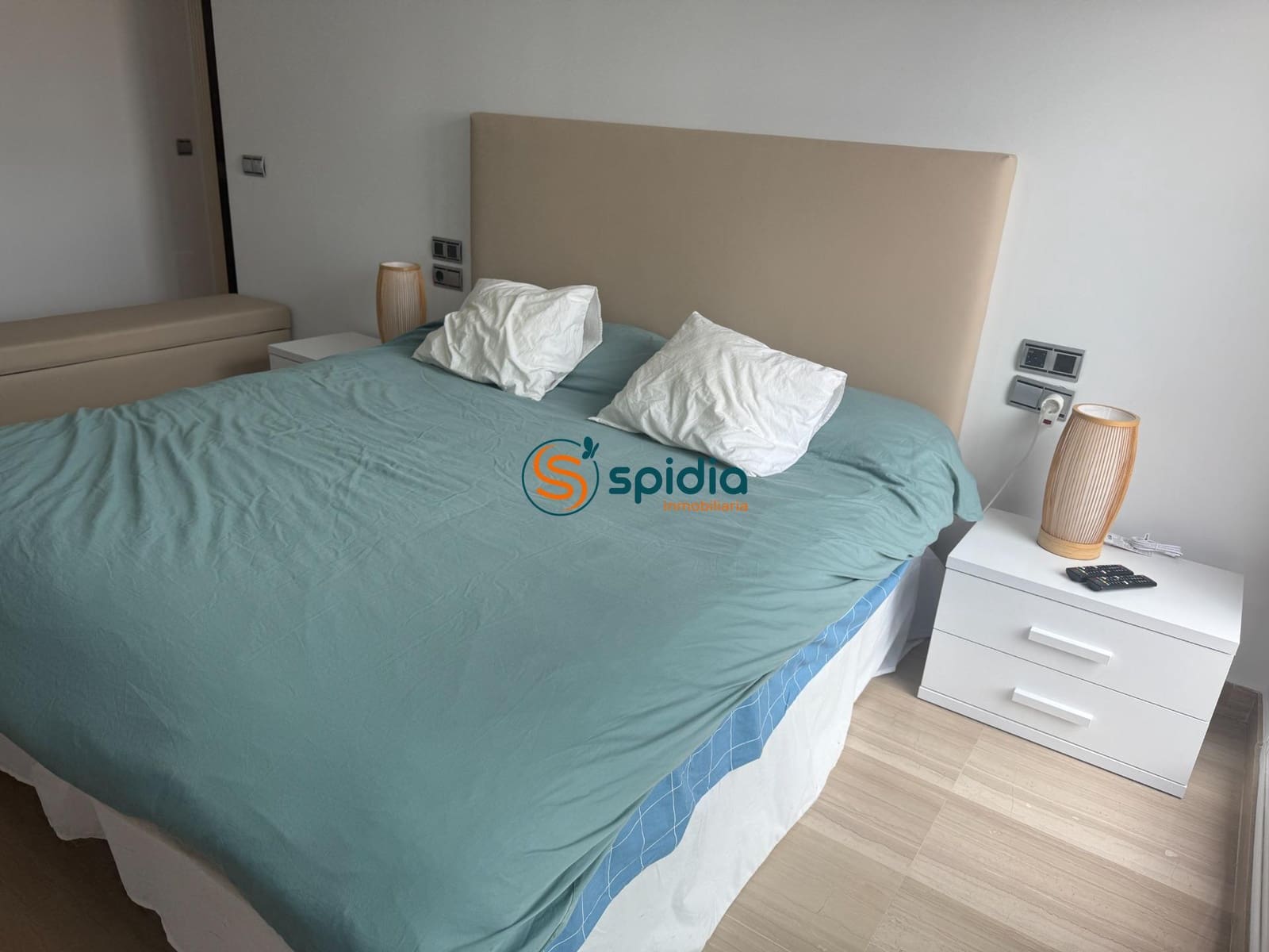 2 bedroom Flat for rent in Aguilas with pool garage - € 1,400 (Ref: 9619213)