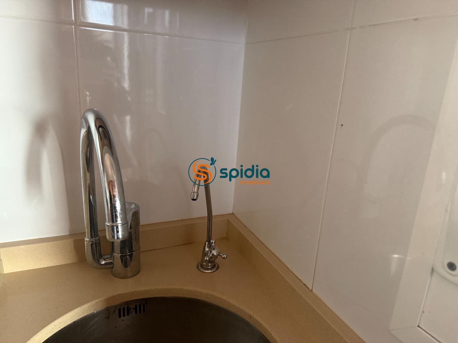 2 bedroom Flat for rent in Aguilas with pool garage - € 1,400 (Ref: 9619213)