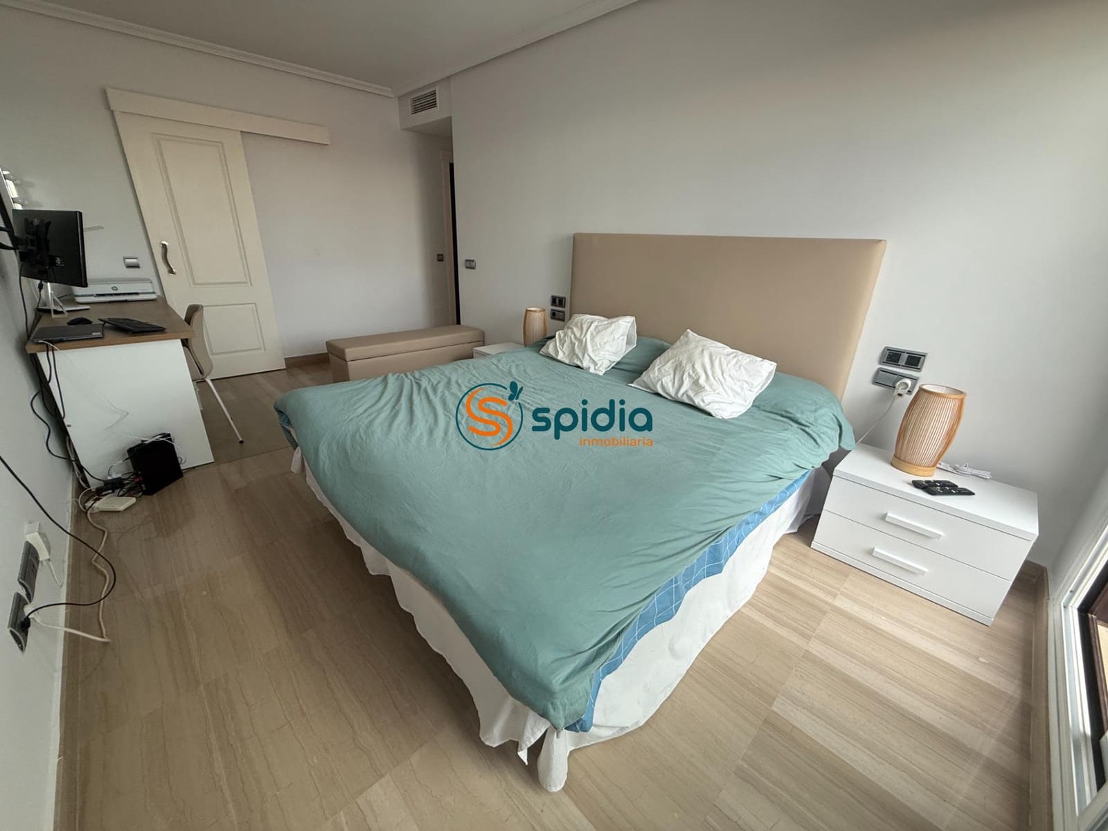 2 bedroom Flat for rent in Aguilas with pool garage - € 1,400 (Ref: 9619213)
