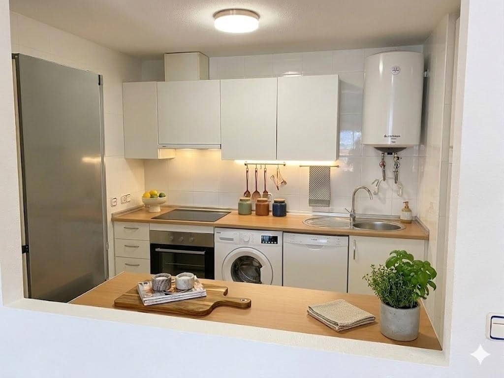 2 bedroom Apartment for sale in Aguilas with pool garage - € 250,000 (Ref: 9656073)