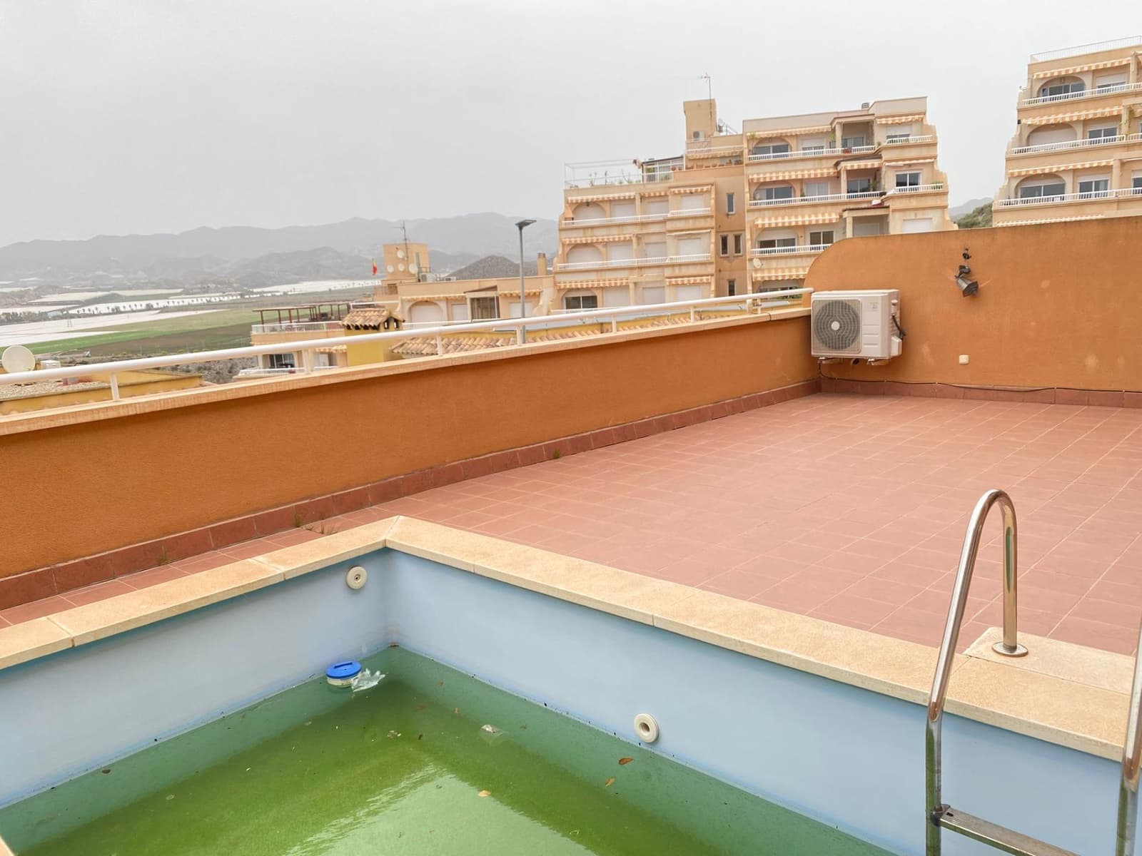 2 bedroom Apartment for sale in Aguilas with pool garage - € 250,000 (Ref: 9656073)