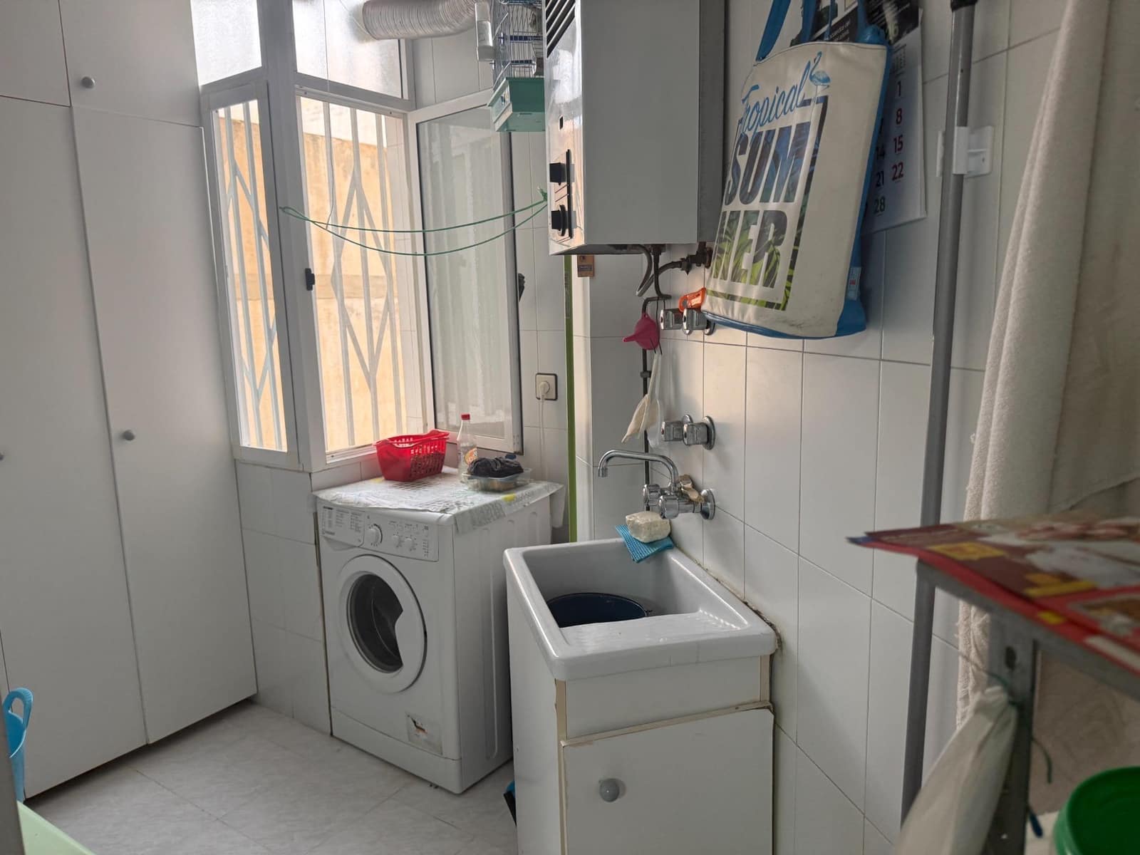 4 bedroom Flat for sale in Aguilas - € 149,500 (Ref: 9690582)