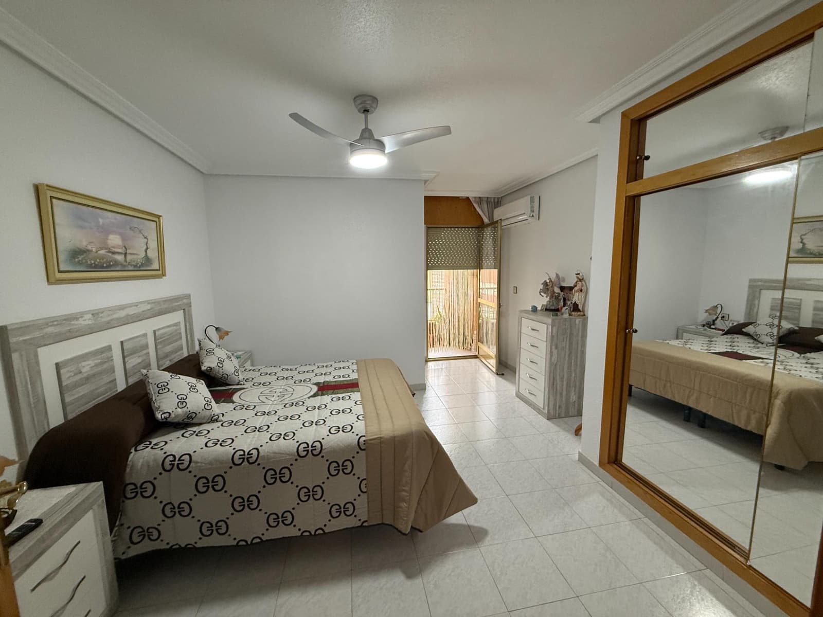 4 bedroom Flat for sale in Aguilas - € 149,500 (Ref: 9690582)