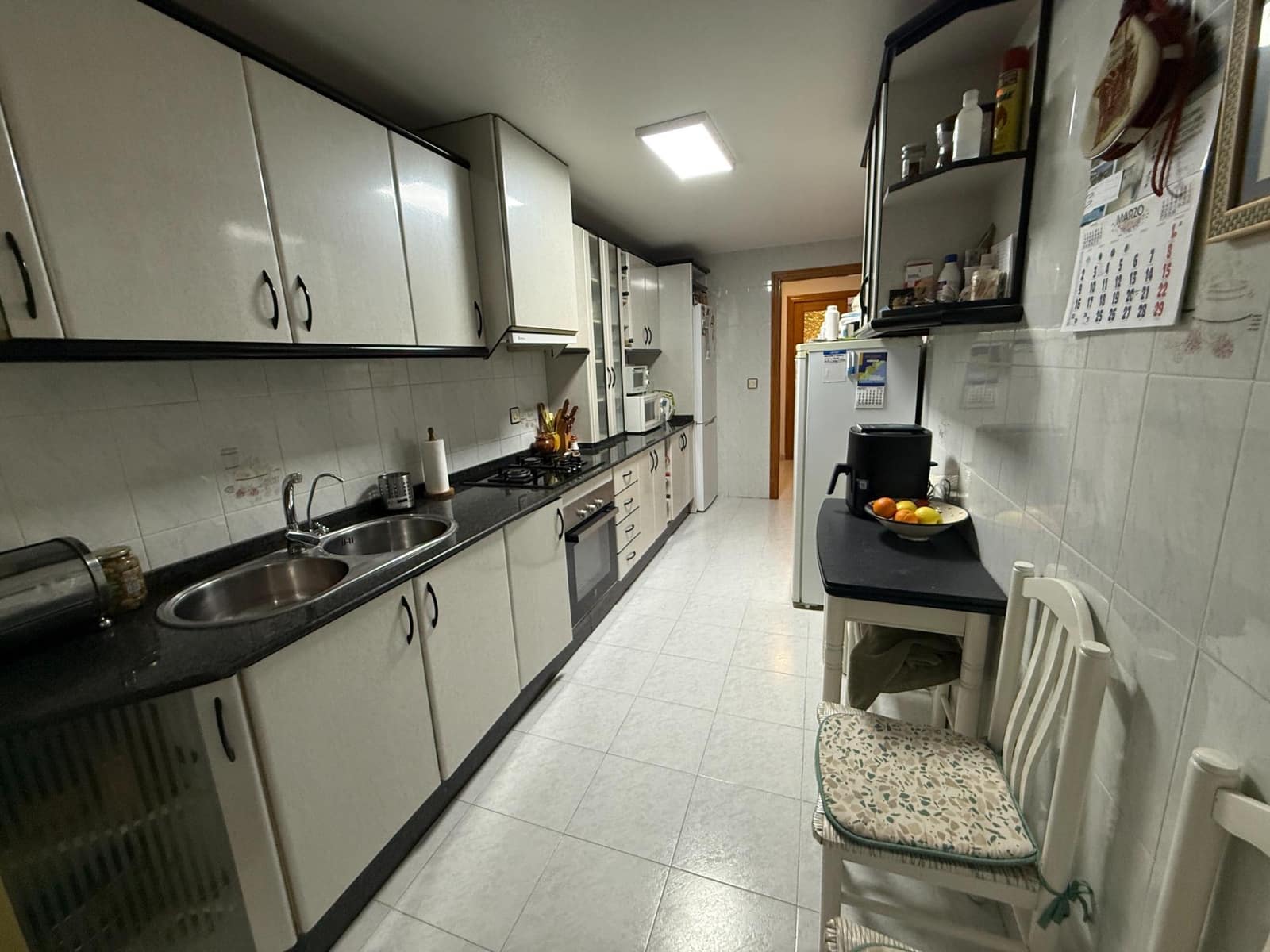 4 bedroom Flat for sale in Aguilas - € 149,500 (Ref: 9690582)