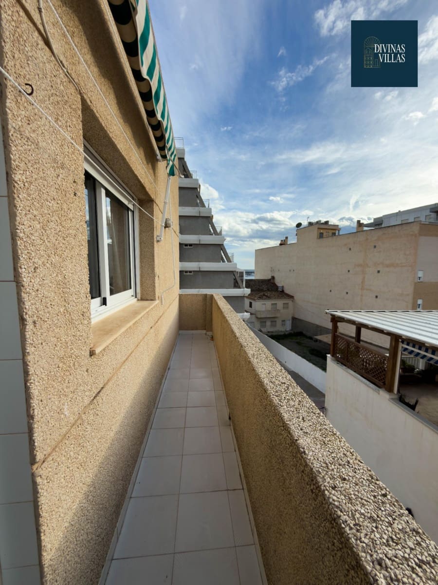 4 bedroom Flat for sale in Aguilas with garage - € 258,000 (Ref: 9794584)