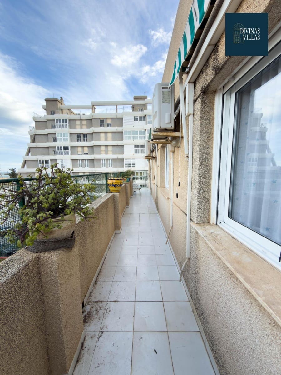 4 bedroom Flat for sale in Aguilas with garage - € 258,000 (Ref: 9794584)