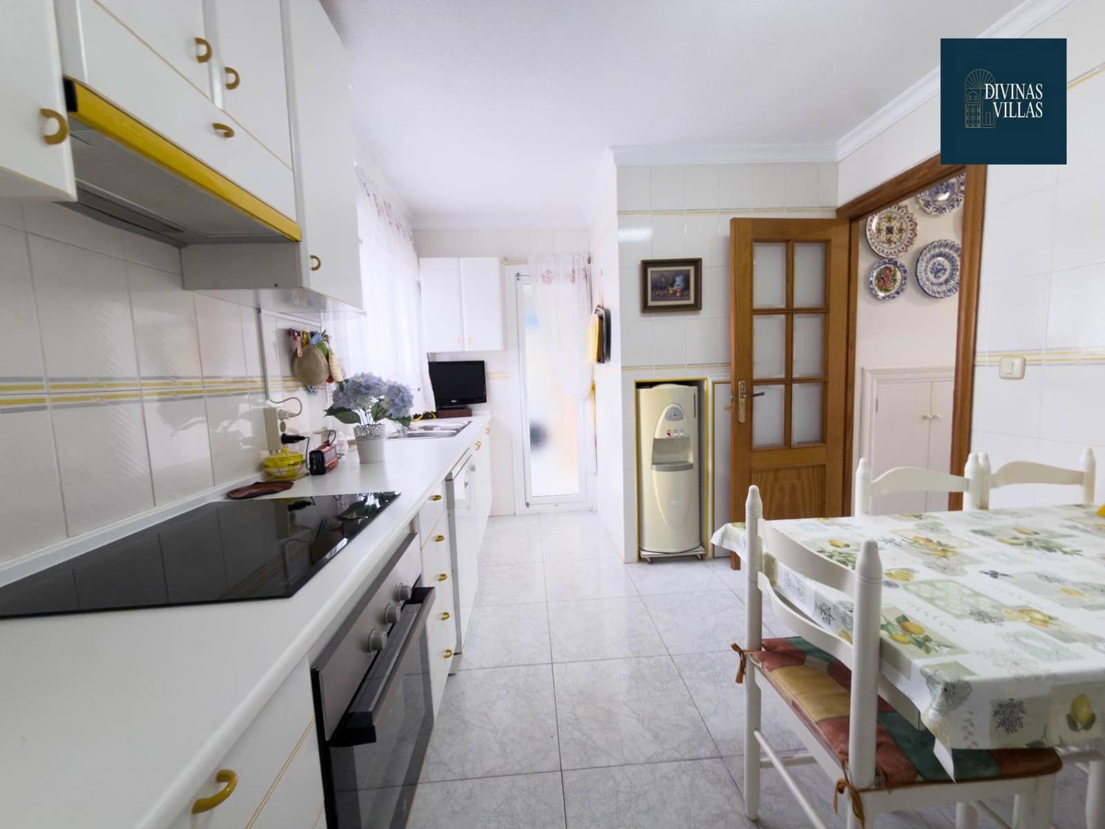 4 bedroom Flat for sale in Aguilas with garage - € 258,000 (Ref: 9794584)