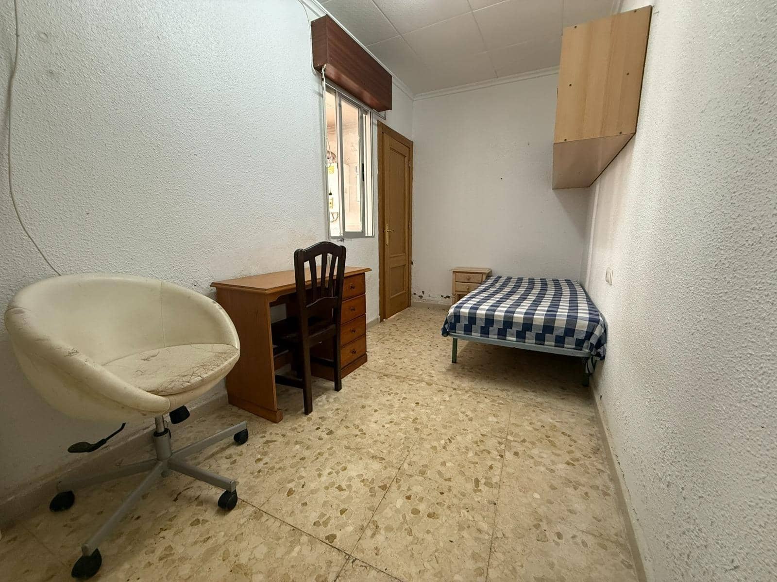 4 bedroom Flat for sale in Aguilas - € 135,000 (Ref: 9829077)