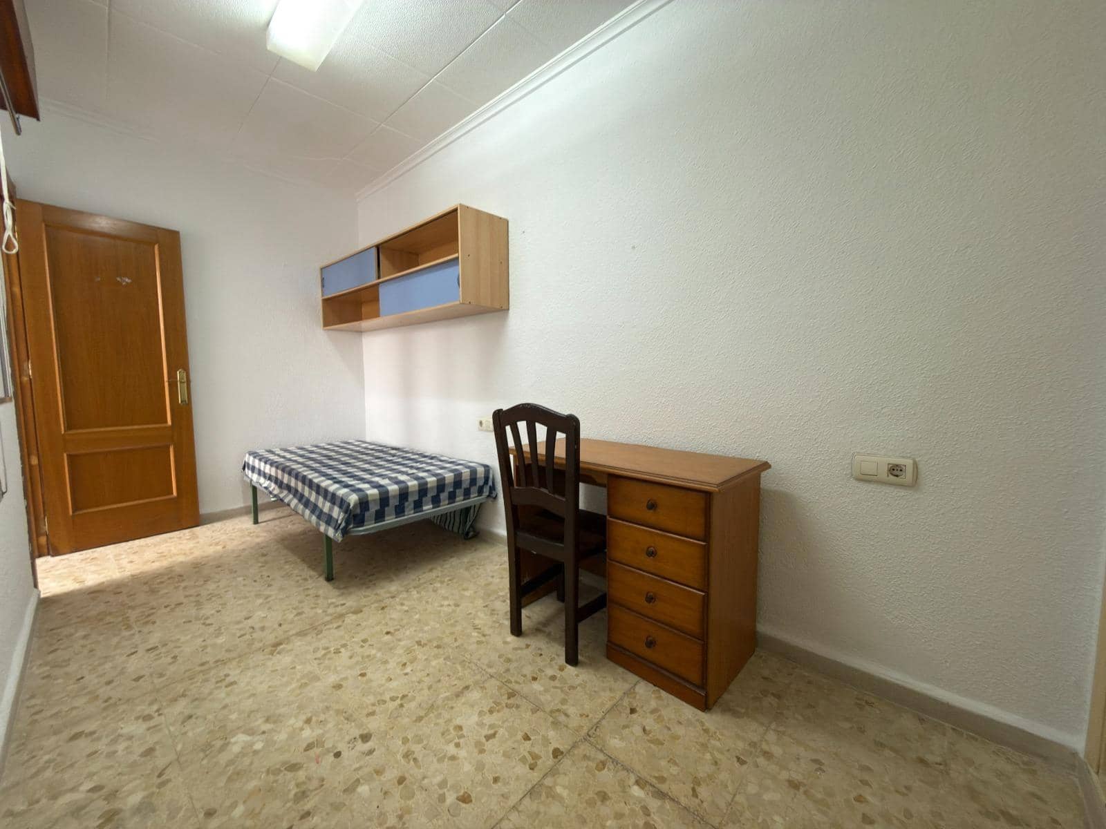 4 bedroom Flat for sale in Aguilas - € 135,000 (Ref: 9829077)