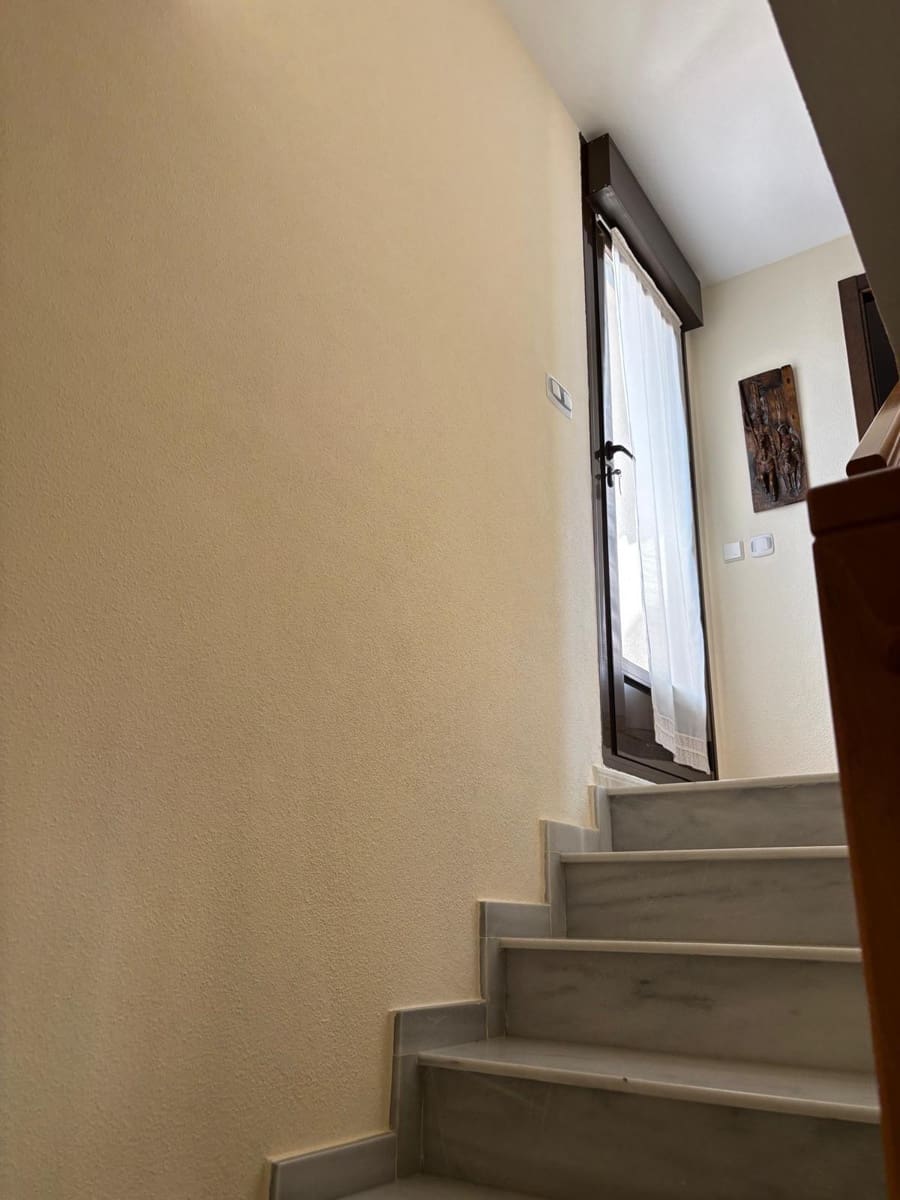 Apartamento de 2 habitaciones en Los Collados en venta con piscina garaje - 263.500 € (Ref: 9922297)