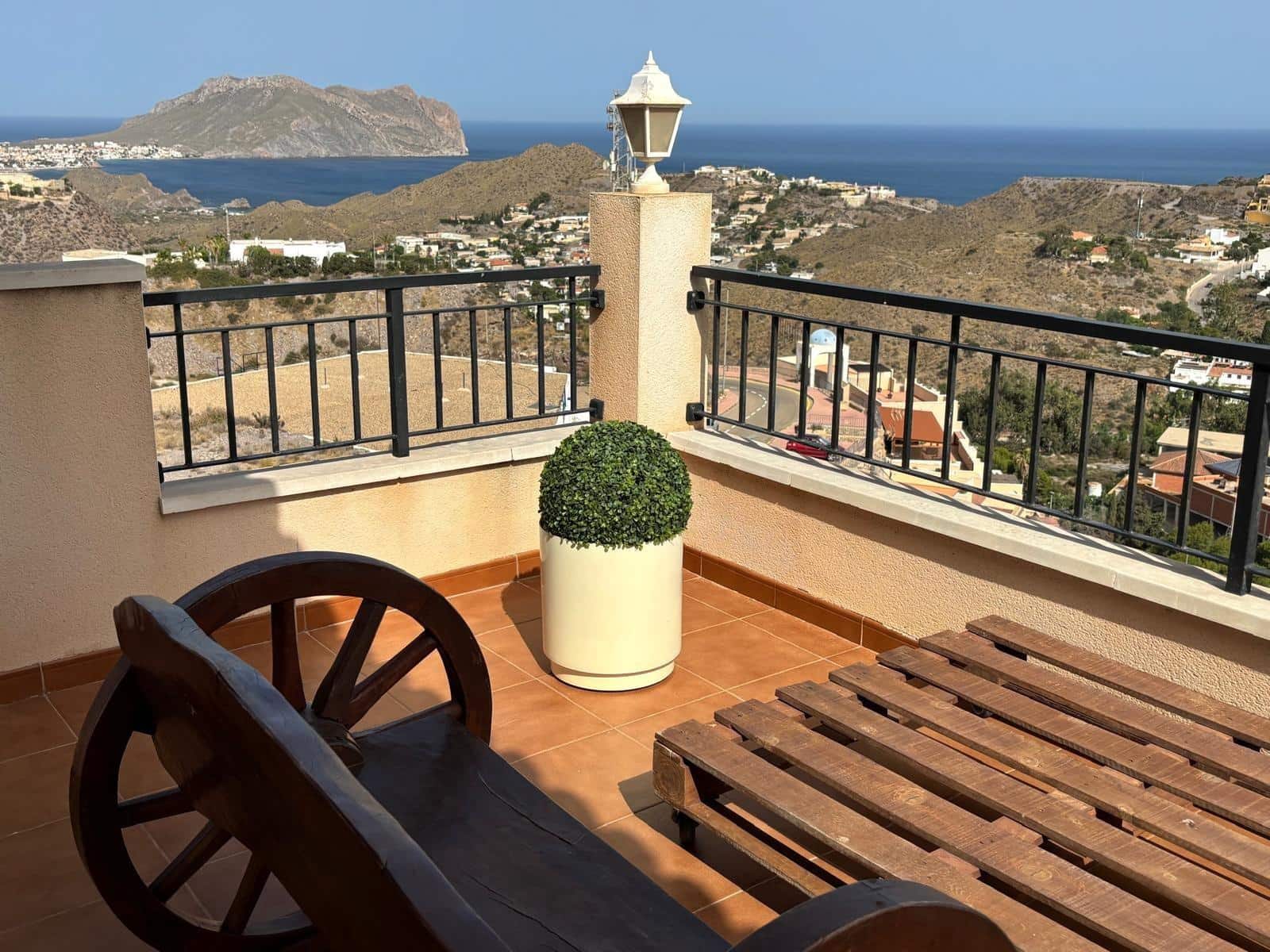 Apartamento de 2 habitaciones en Los Collados en venta con piscina garaje - 263.500 € (Ref: 9922297)