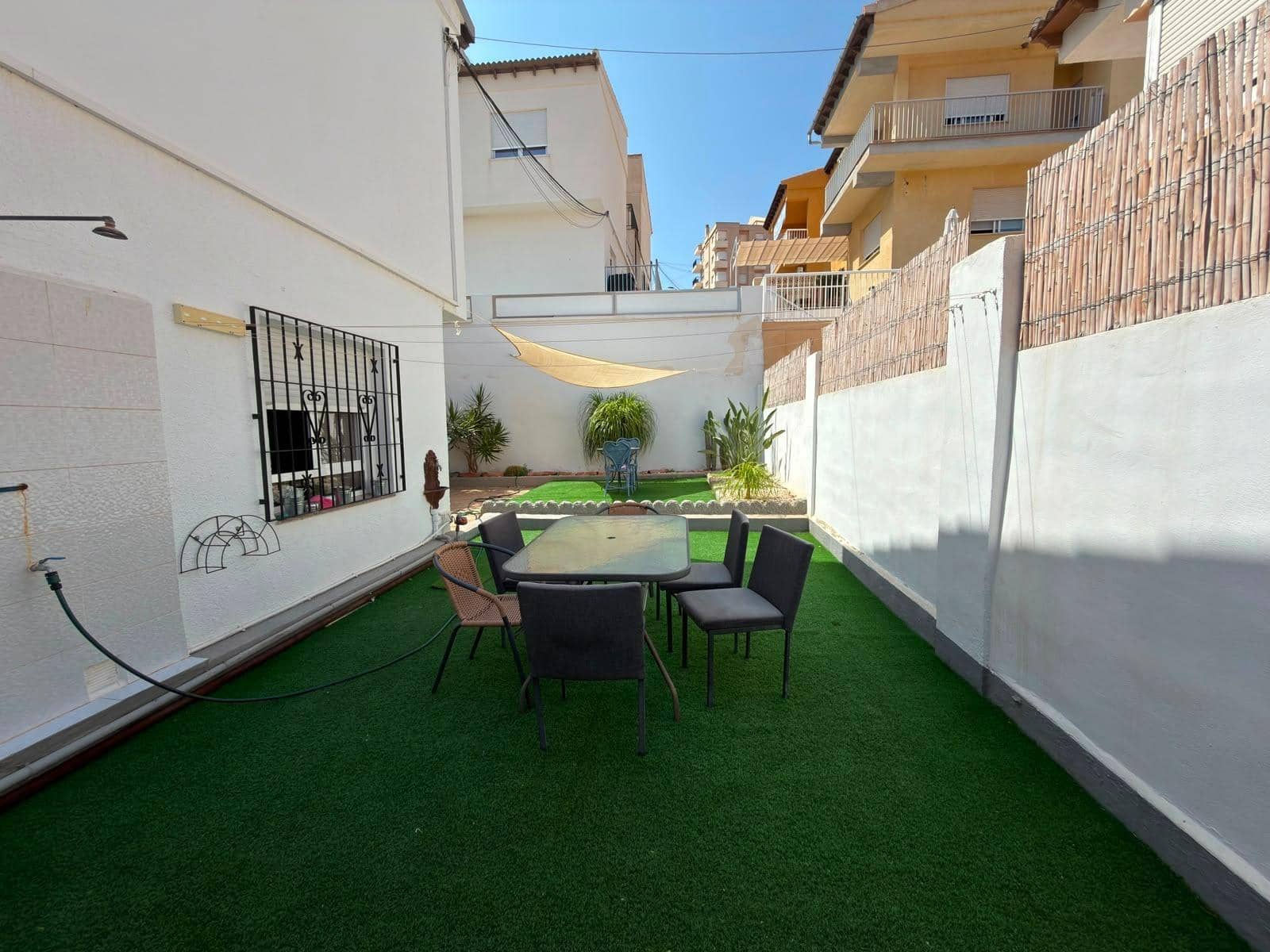 4 bedroom Terraced Villa for sale in Aguilas with garage - € 400,000 (Ref: 9959770)