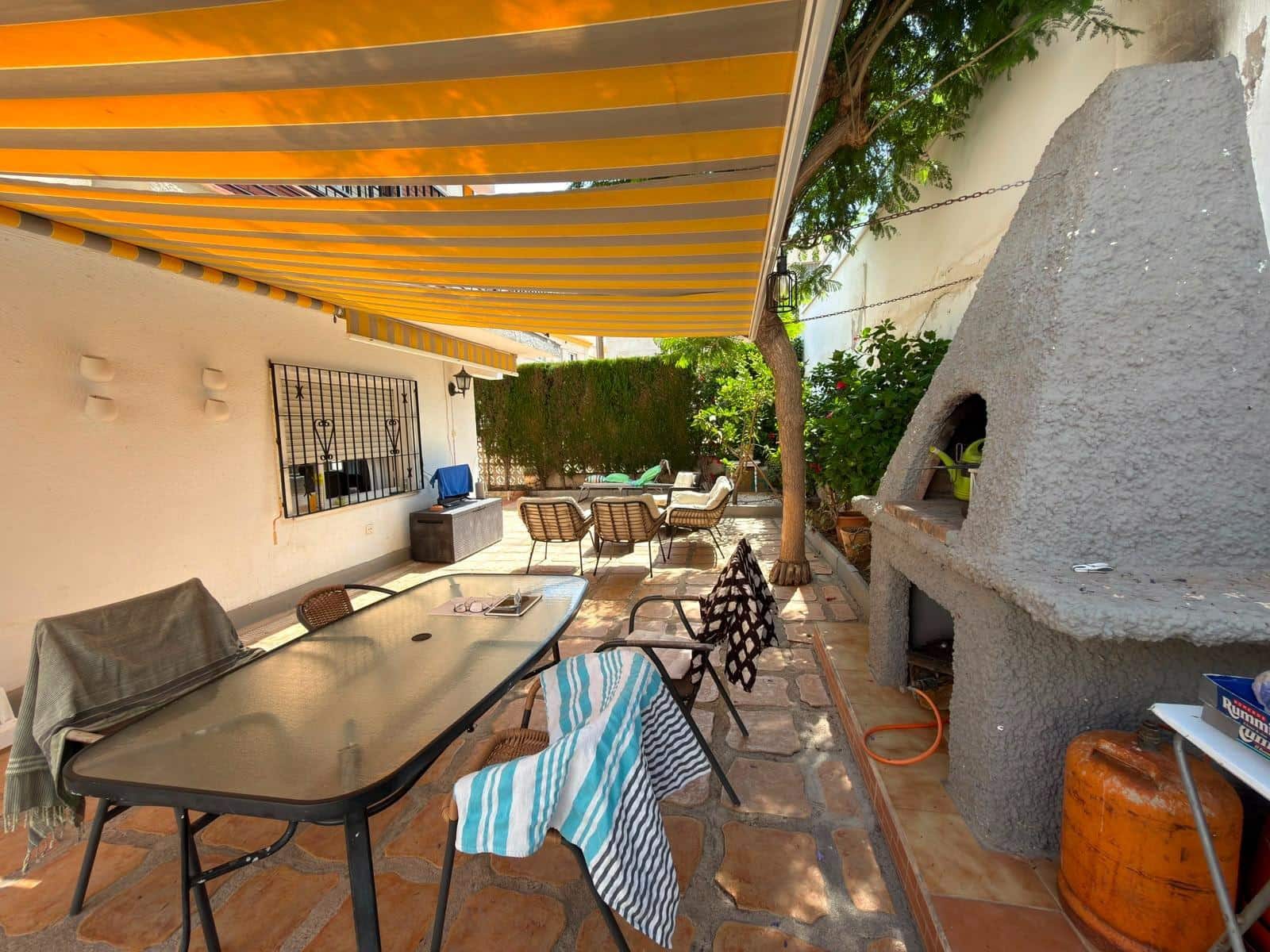 4 bedroom Terraced Villa for sale in Aguilas with garage - € 400,000 (Ref: 9959770)