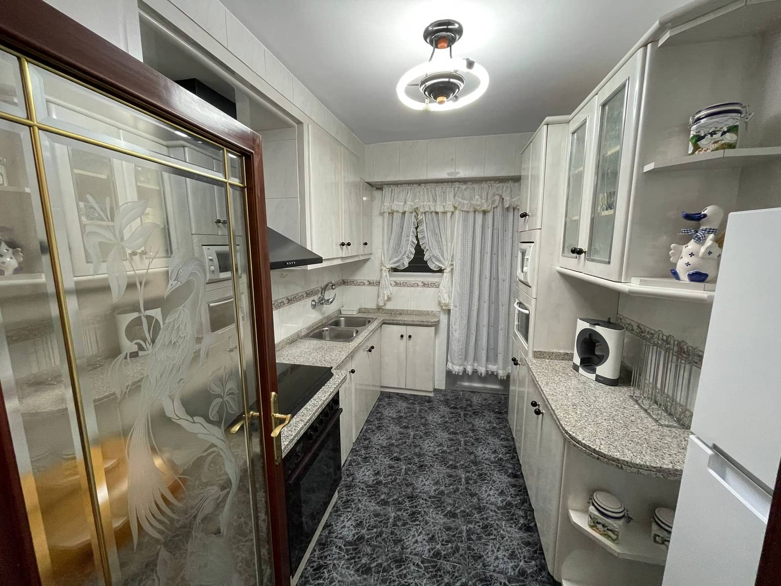 4 bedroom Apartment for sale in Alcoy / Alcoi with garage - € 119,000 (Ref: 8403809)