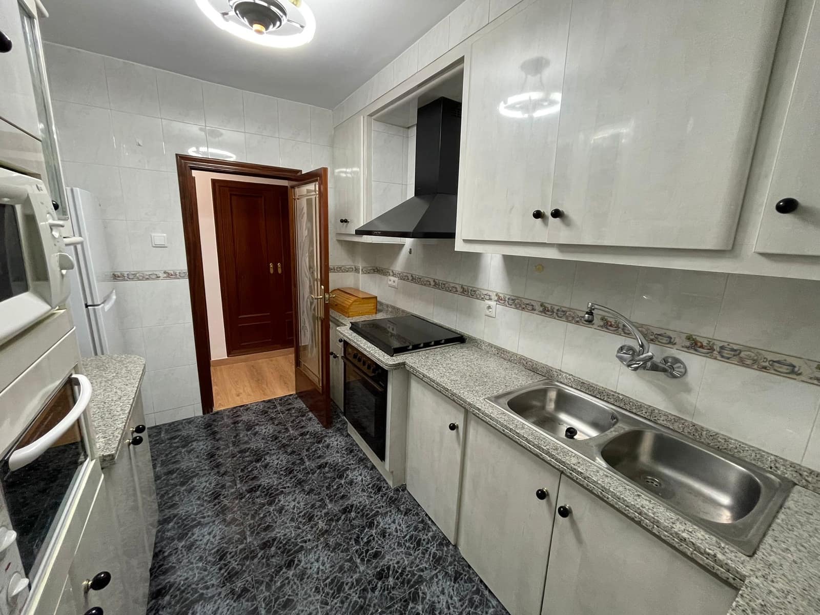 4 bedroom Apartment for sale in Alcoy / Alcoi with garage - € 119,000 (Ref: 8403809)