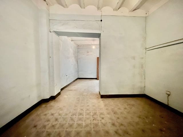 6 bedroom Townhouse for sale in Xàtiva with garage - € 130,000 (Ref: 8436159)