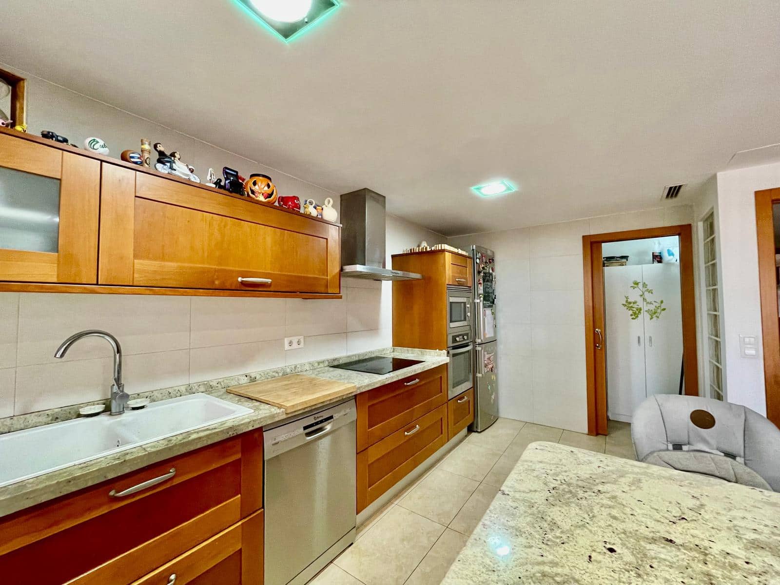 3 soveværelse Byhus til salg i Llocnou d'en Fenollet med garage - € 175.000 (Ref: 8436162)