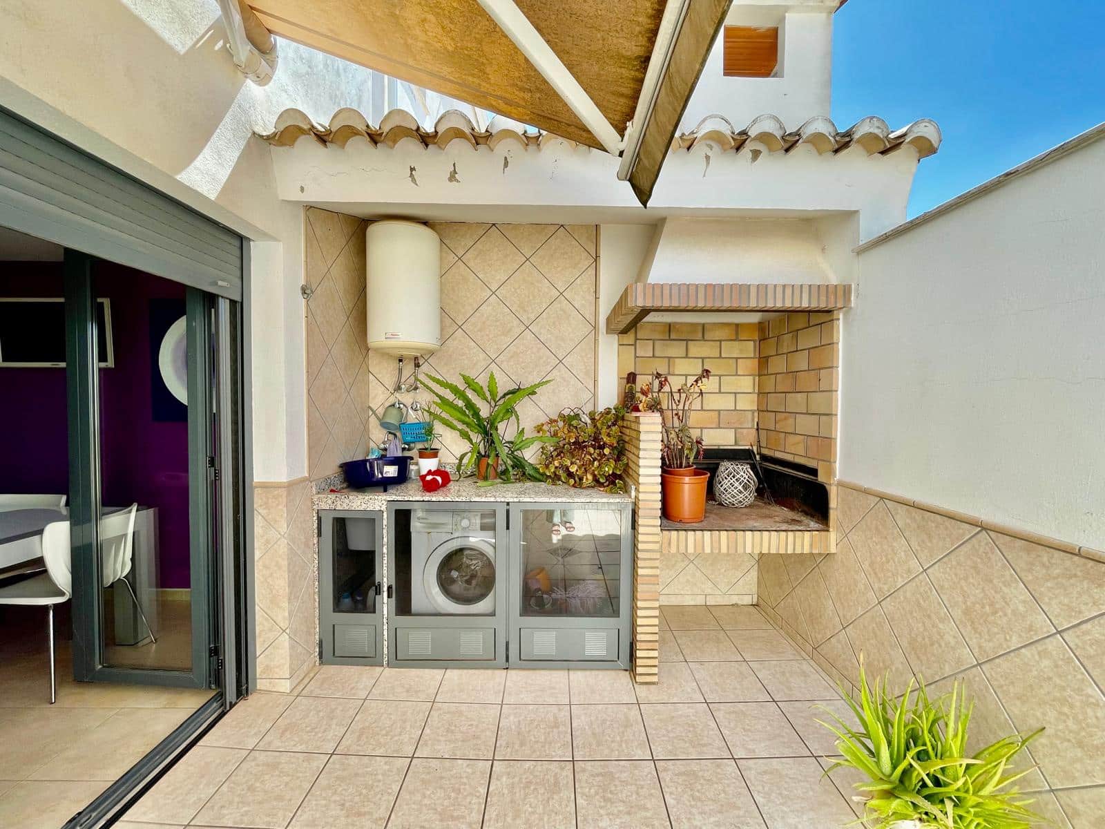 3 soveværelse Byhus til salg i Llocnou d'en Fenollet med garage - € 175.000 (Ref: 8436162)