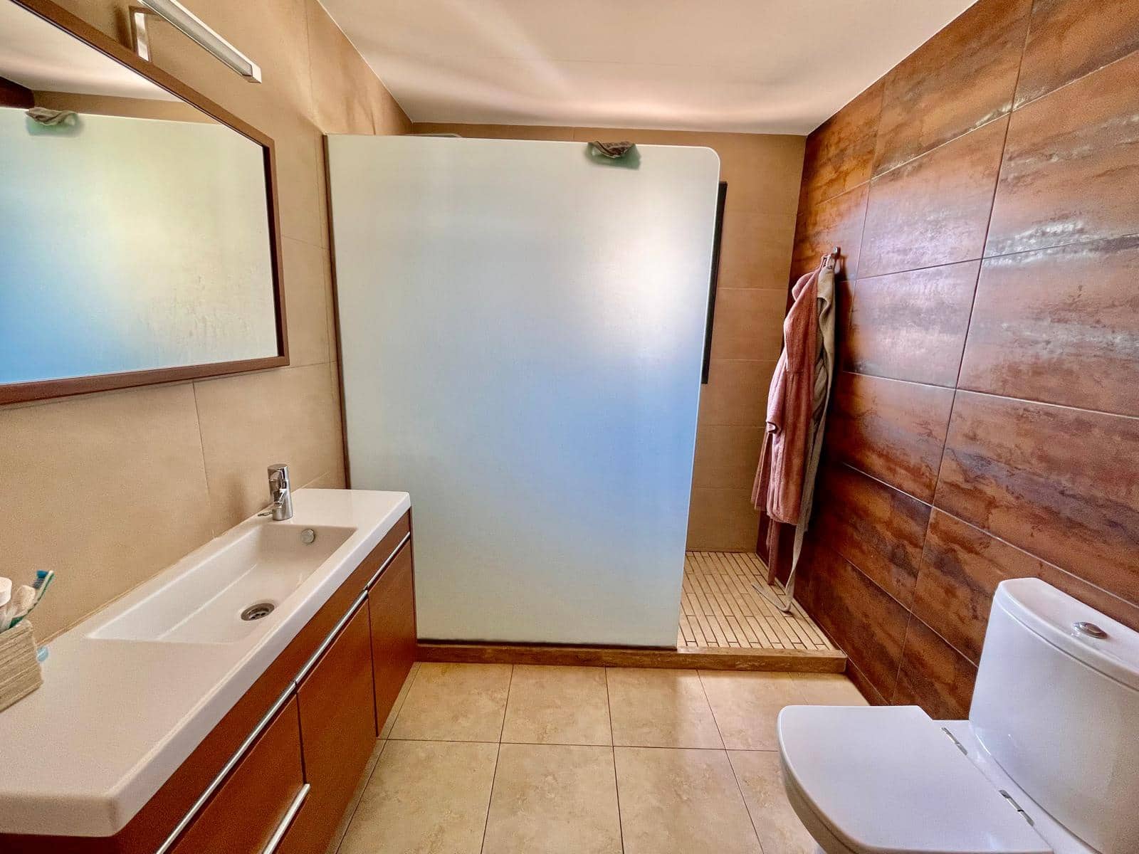 3 soveværelse Byhus til salg i Llocnou d'en Fenollet med garage - € 175.000 (Ref: 8436162)