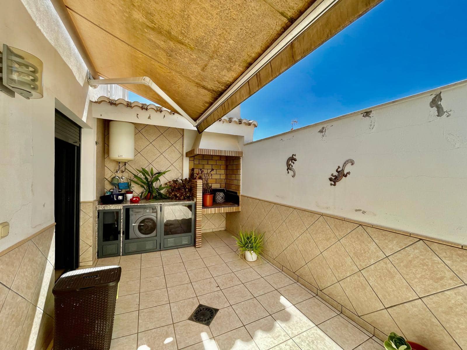 3 soveværelse Byhus til salg i Llocnou d'en Fenollet med garage - € 175.000 (Ref: 8436162)