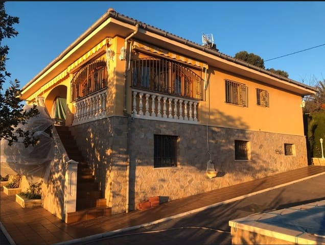 5 camera da letto Villa in vendita in Benillup con piscina garage - 300.000 € (Rif: 8436276)