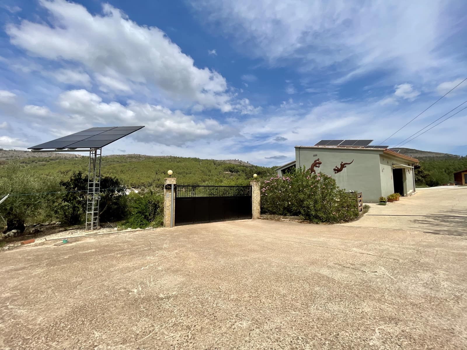 4 soverom Finca/Herregård til salgs i Beniganim med svømmebasseng - € 298 000 (Ref: 8500441)