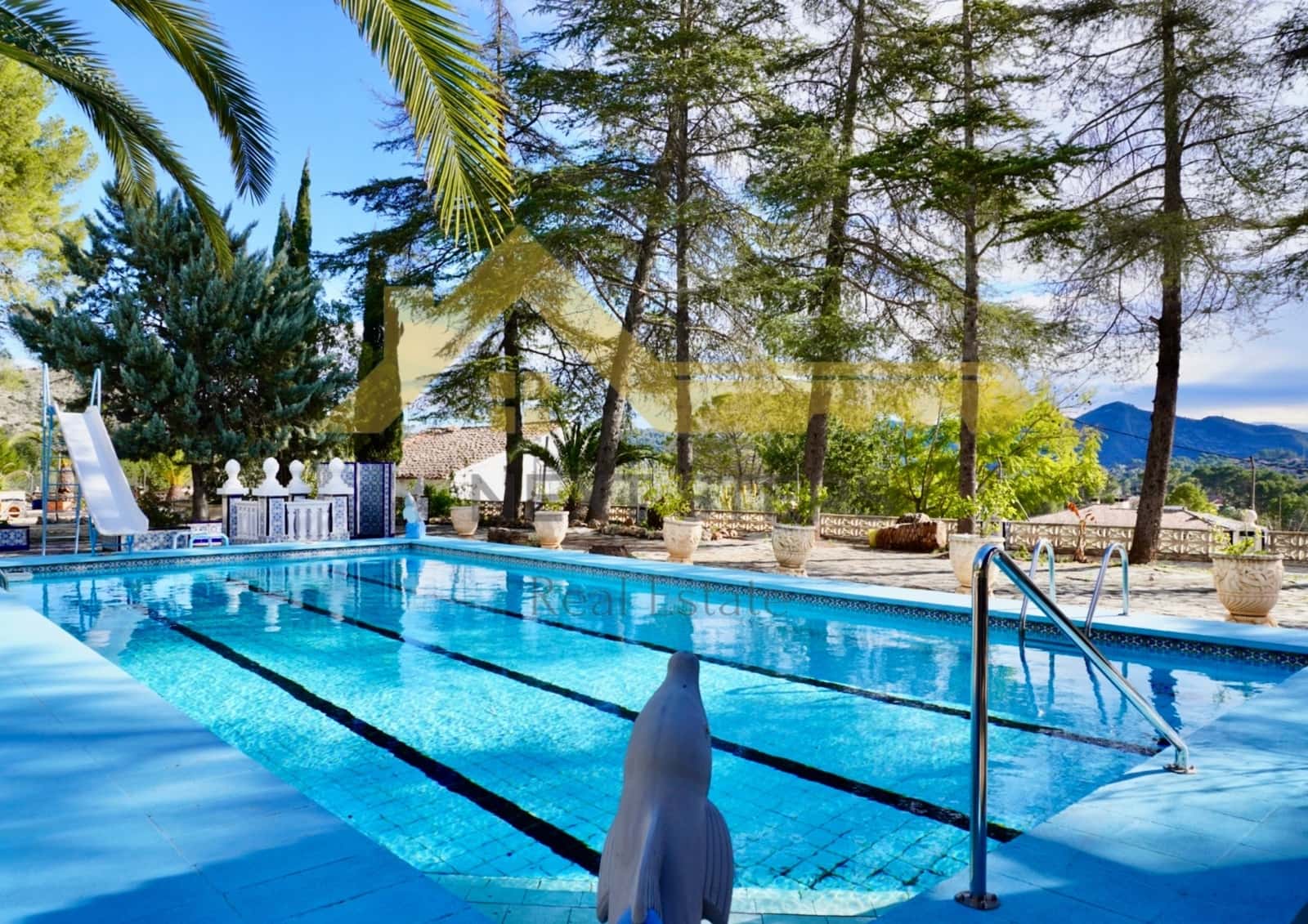 5 soveværelse Villa til salg i Xativa med swimmingpool garage - € 499.000 (Ref: 8769505)