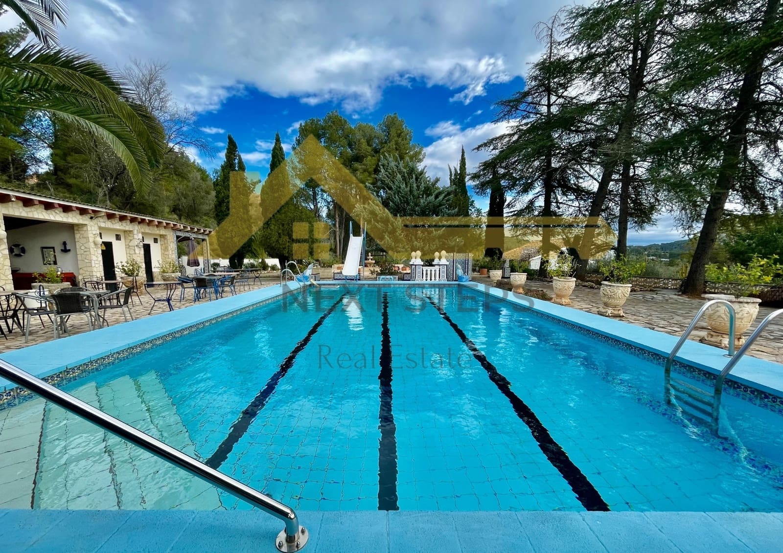 5 soveværelse Villa til salg i Xativa med swimmingpool garage - € 499.000 (Ref: 8769505)