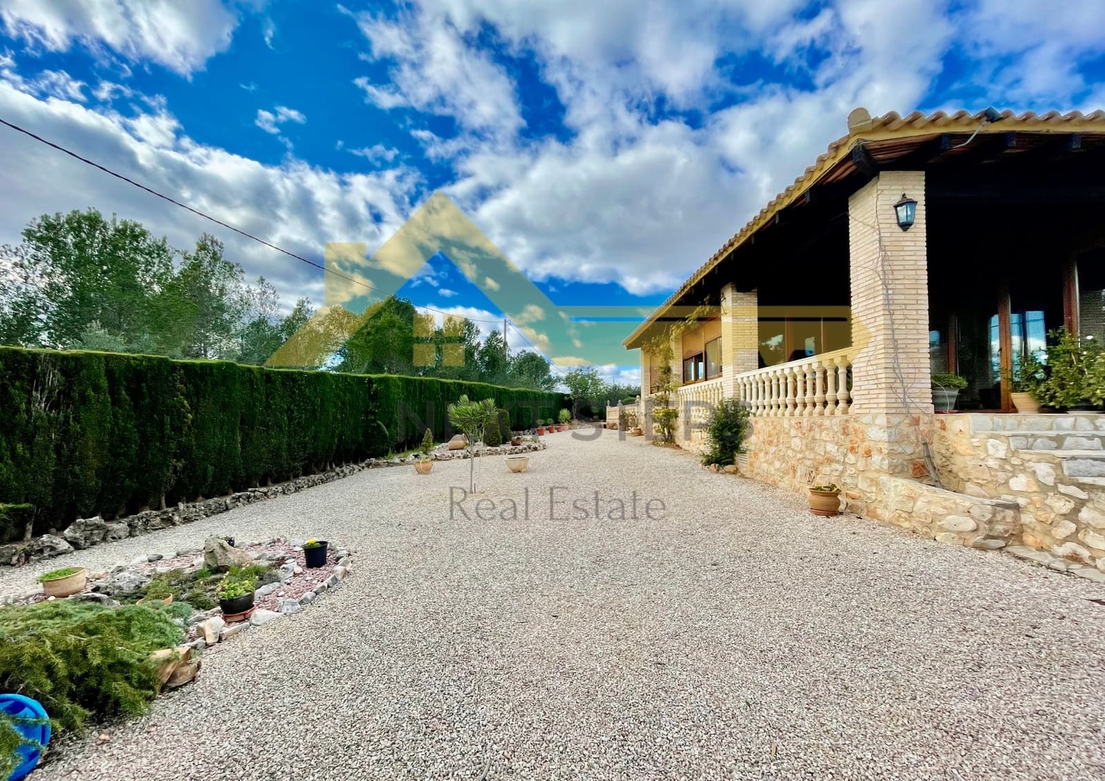 3 soveværelse Villa til salg i Chella med swimmingpool garage - € 380.000 (Ref: 8769508)