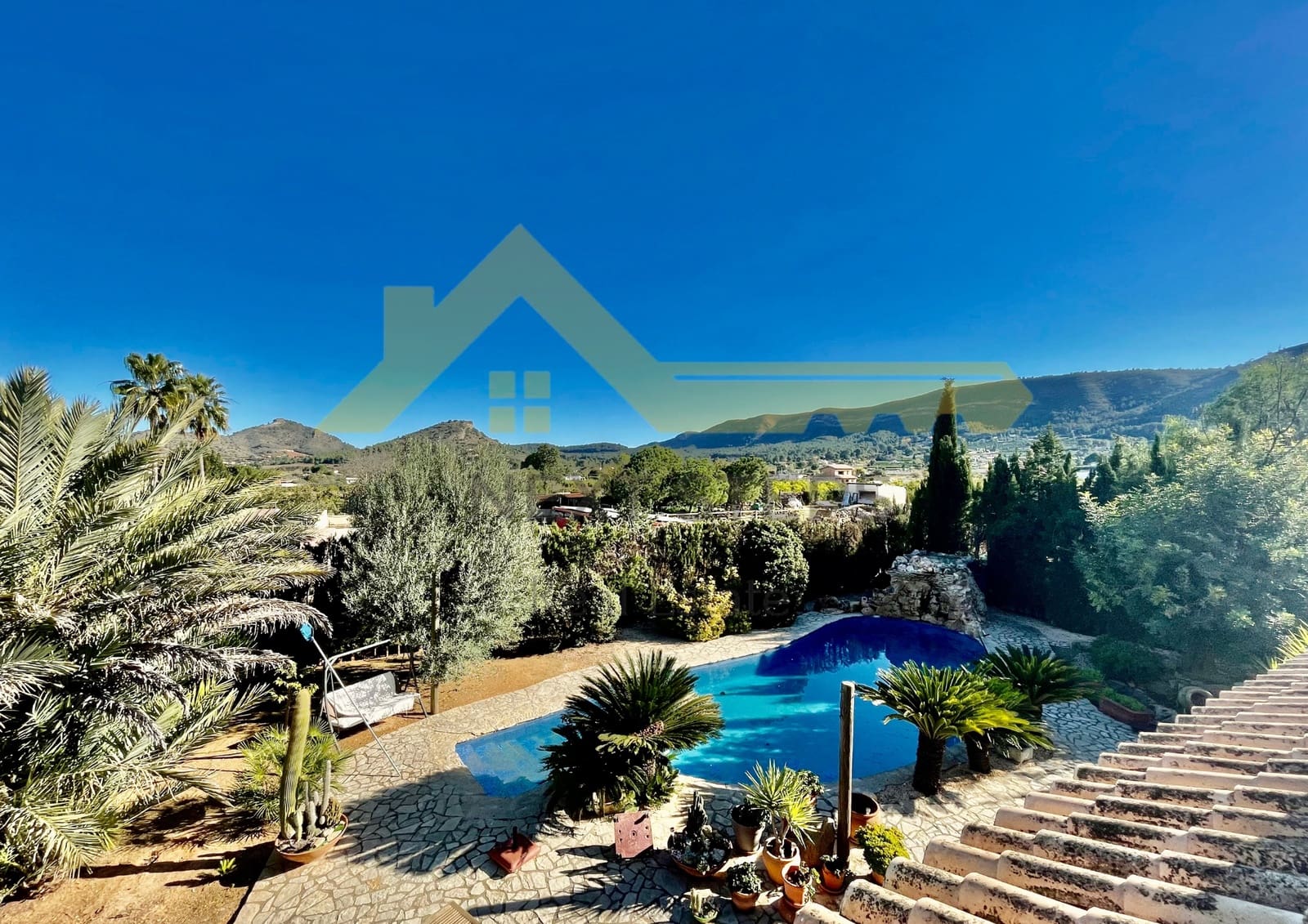 5 soverom Villa til salgs i Canals med svømmebasseng garasje - € 365 000 (Ref: 8771105)