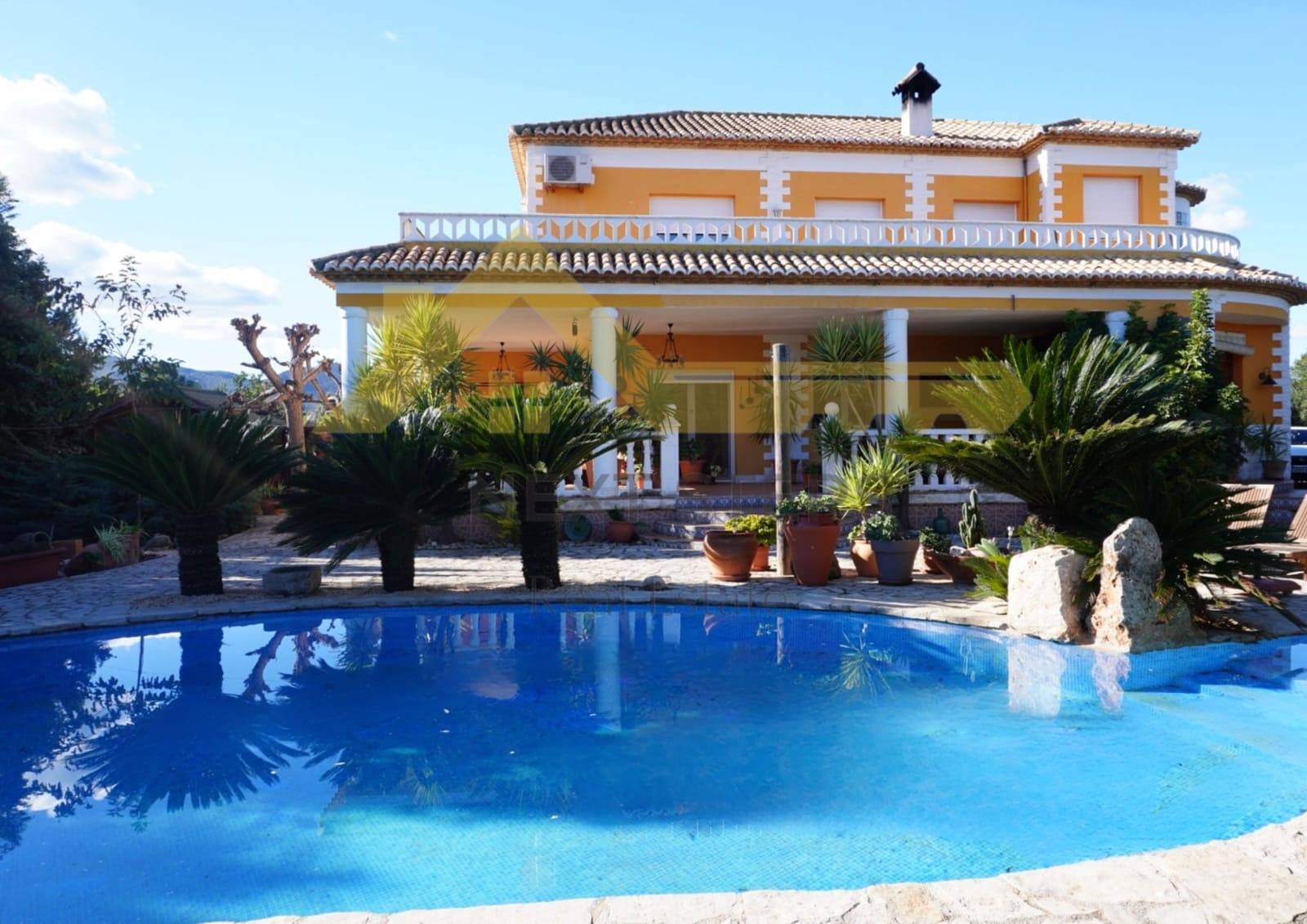 5 soverom Villa til salgs i Canals med svømmebasseng garasje - € 365 000 (Ref: 8771105)