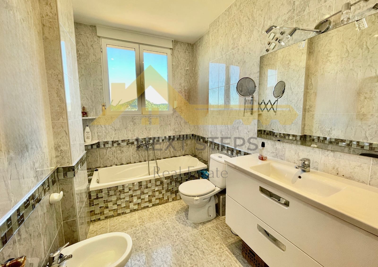 5 soverom Villa til salgs i Canals med svømmebasseng garasje - € 365 000 (Ref: 8771105)