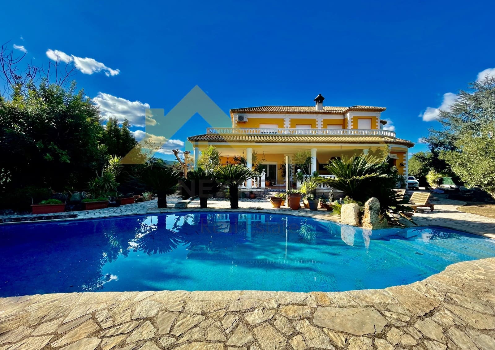 5 soverom Villa til salgs i Canals med svømmebasseng garasje - € 365 000 (Ref: 8771105)