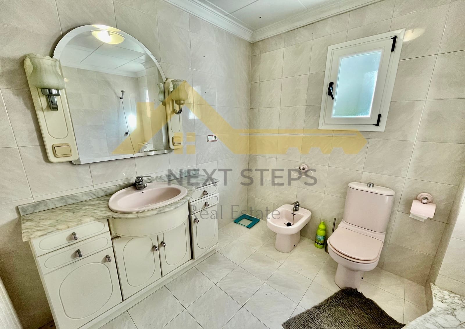 4 soveværelse Villa til salg i La Drova med swimmingpool - € 250.000 (Ref: 8893481)