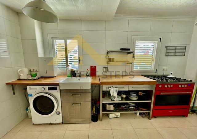 4 soverom Villa til salgs i La Drova, Barx med svømmebasseng - € 250 000 (Ref: 8893481)