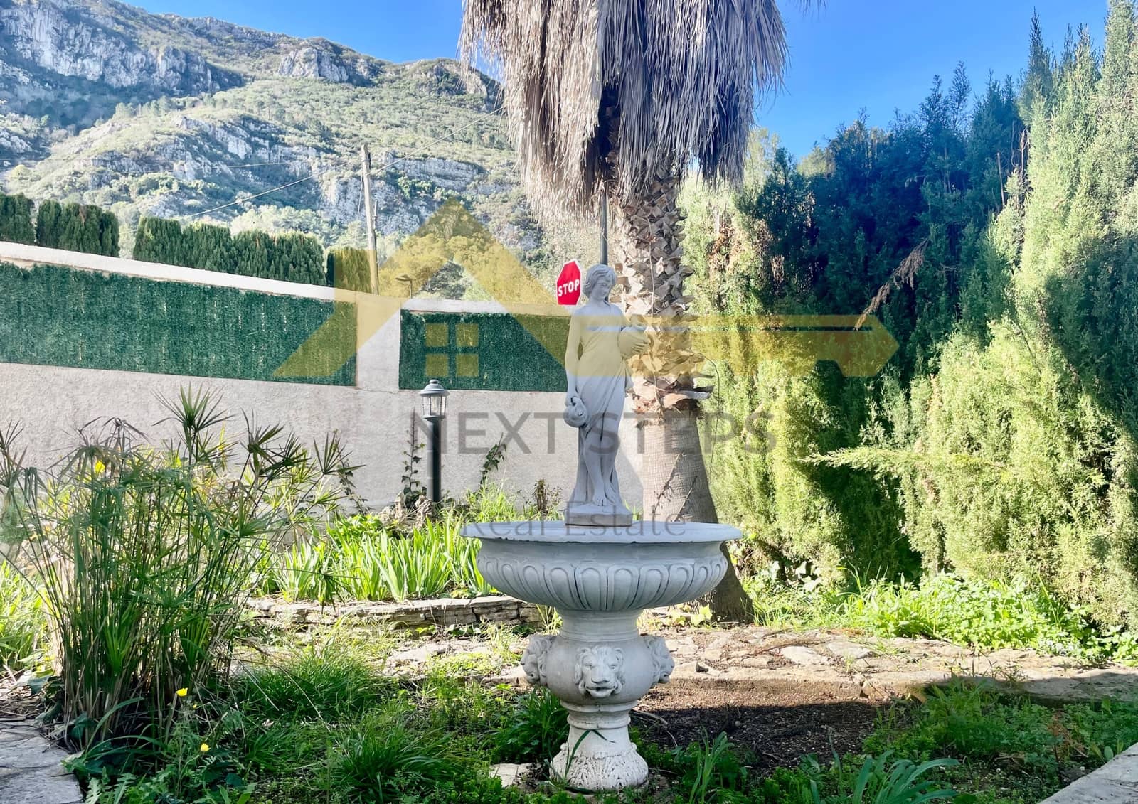 4 soveværelse Villa til salg i La Drova med swimmingpool - € 250.000 (Ref: 8893481)