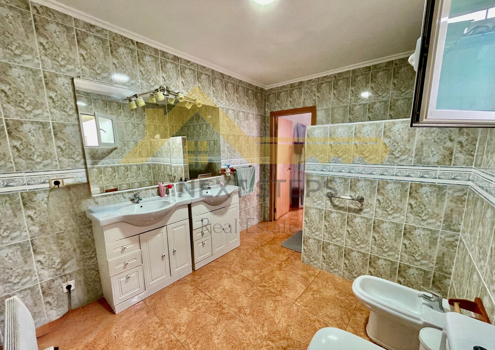 4 soveværelse Byhus til salg i Xativa - € 260.000 (Ref: 8927634)