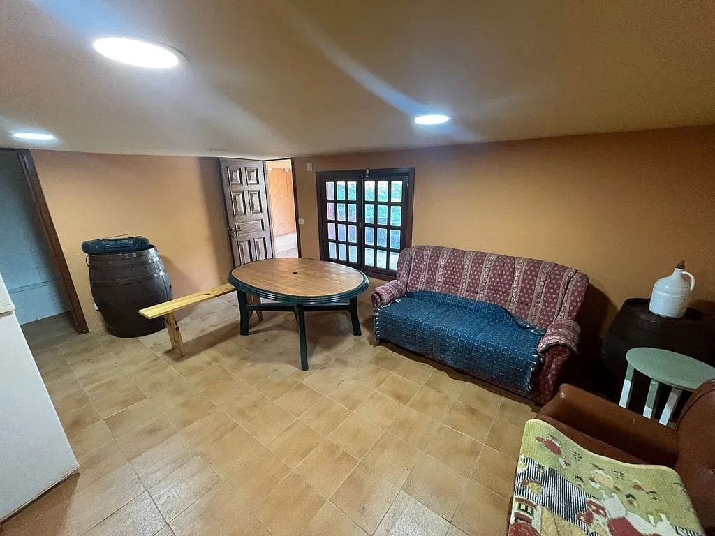 Finca/Country House for sale in Gondomar - € 129,000 (Ref: 9683959)