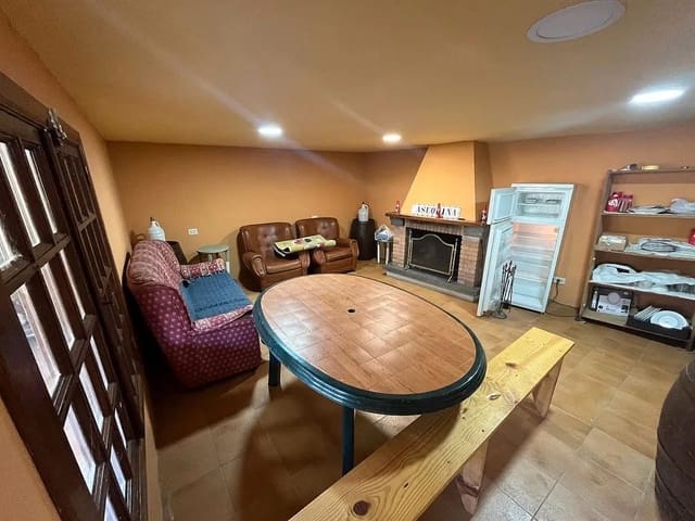 Maalaistalo myytävänä paikassa Gondomar - 129 000 € (Ref: 9683959)