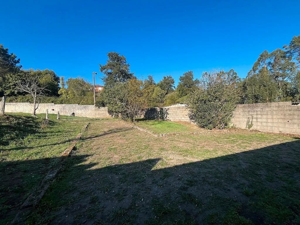 Finca/Country House for sale in Gondomar - € 129,000 (Ref: 9683959)