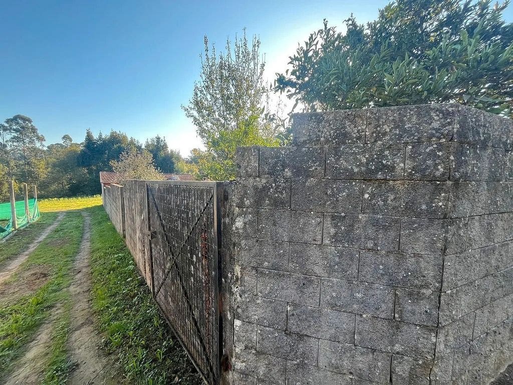 Finca/Country House for sale in Gondomar - € 129,000 (Ref: 9683959)