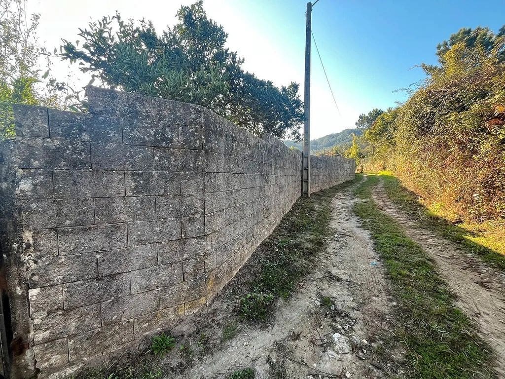 Finca/Country House for sale in Gondomar - € 129,000 (Ref: 9683959)