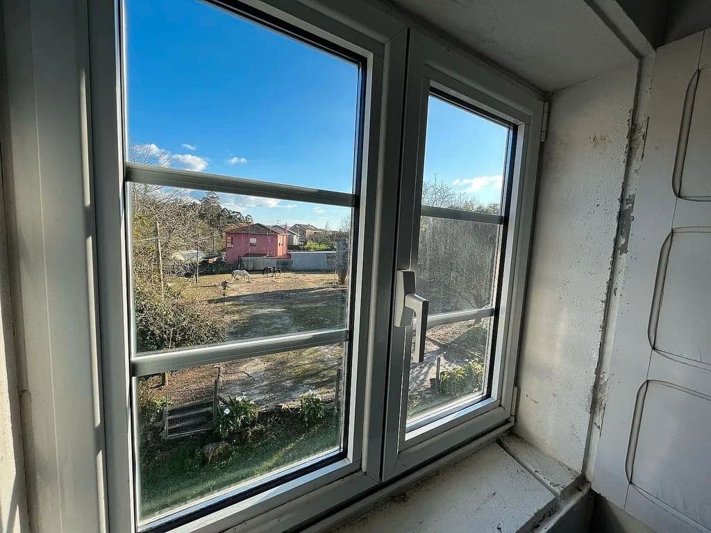 11 sovrum Finca/Hus på landet till salu i O Rosal med garage - 335 000 € (Ref: 9683962)