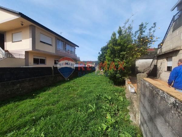 7 bedroom Apartment for sale in Vigo with garage - € 315,000 (Ref: 9683963)