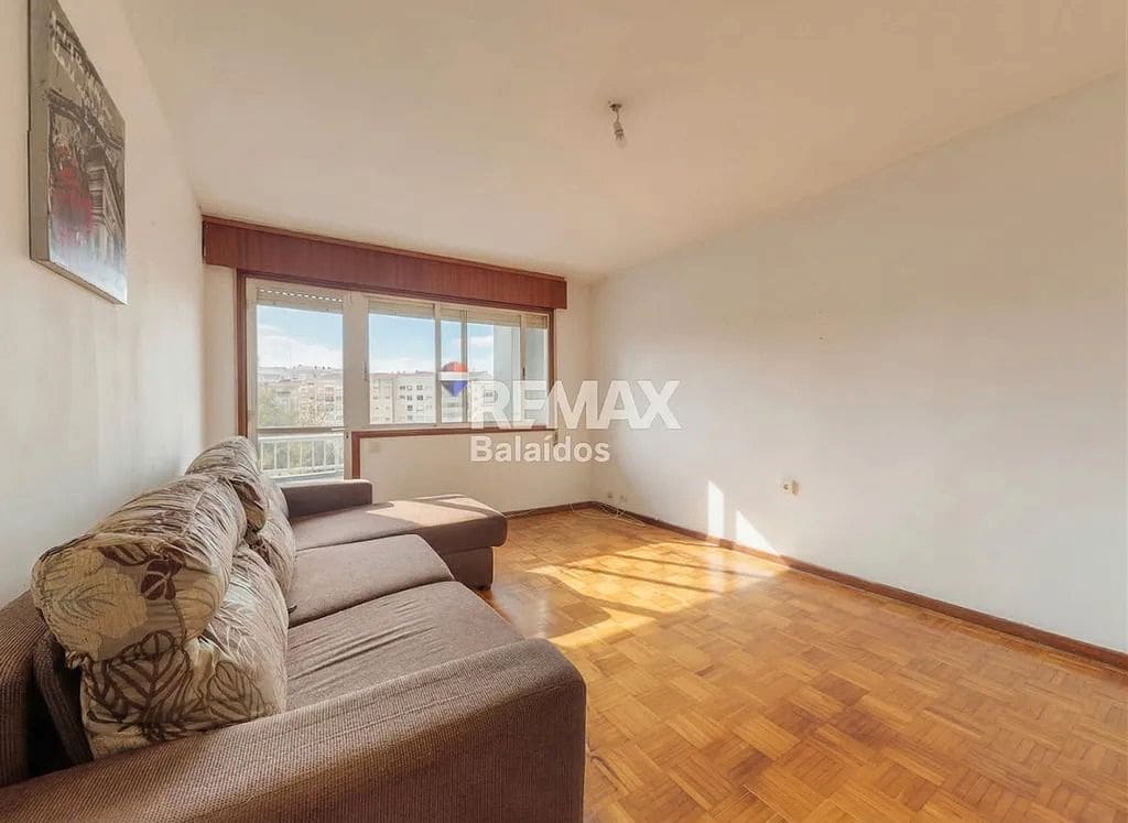 Piso de 2 habitaciones en Vigo en venta con garaje - 204.000 € (Ref: 9683967)