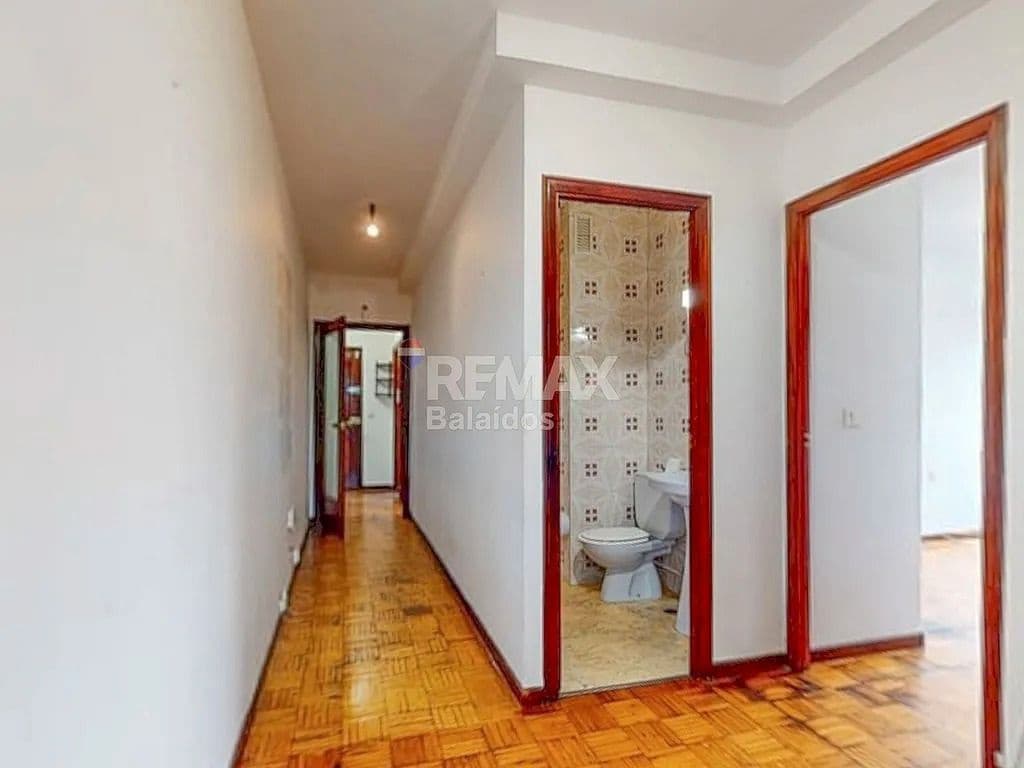 Piso de 2 habitaciones en Vigo en venta con garaje - 204.000 € (Ref: 9683967)